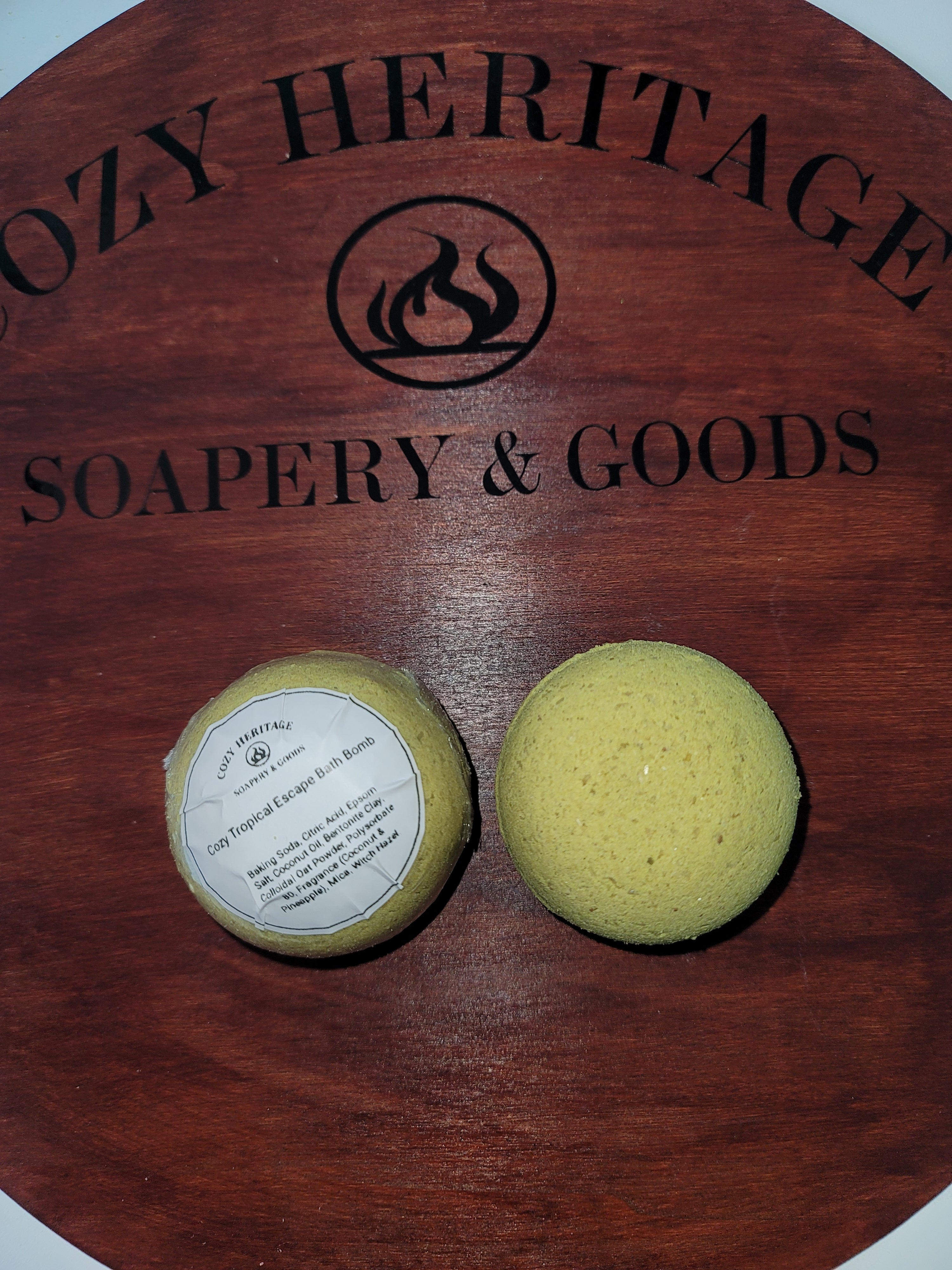 Cozy Tropical Escape Bath Bomb